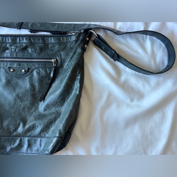 Balenciaga Unisex Messenger Bag - Picture 4 of 5